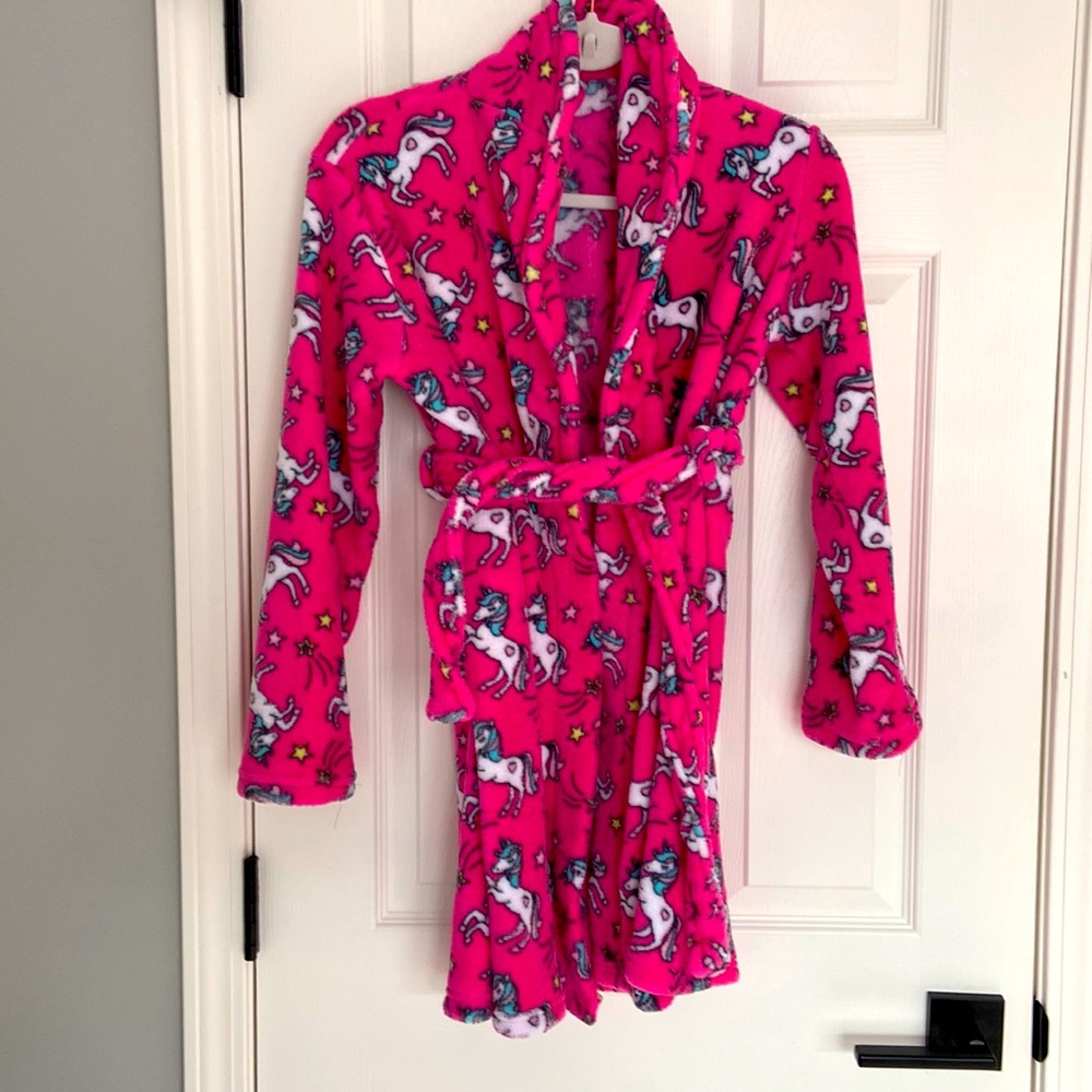 Girls size 10-12 pink Unicorn bathrobe and slipper set